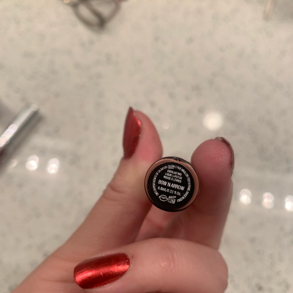 Kat Von D Bow n arrow - Picture 2 of 3